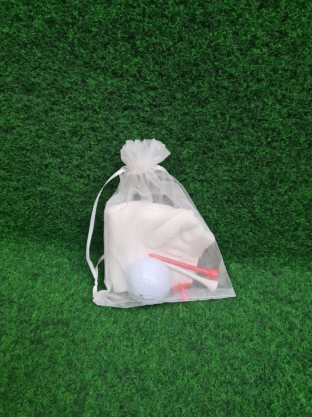 MARKEN MIX Golf Geschenkset, Warme Cap mit Ohrenschutz und Handwärmer von DAILYSPORTS, Tommy Armour Ball, Sportsocken & Tees, Weinrot, One Size, Klettverschluss, Damen - Abbildung 6