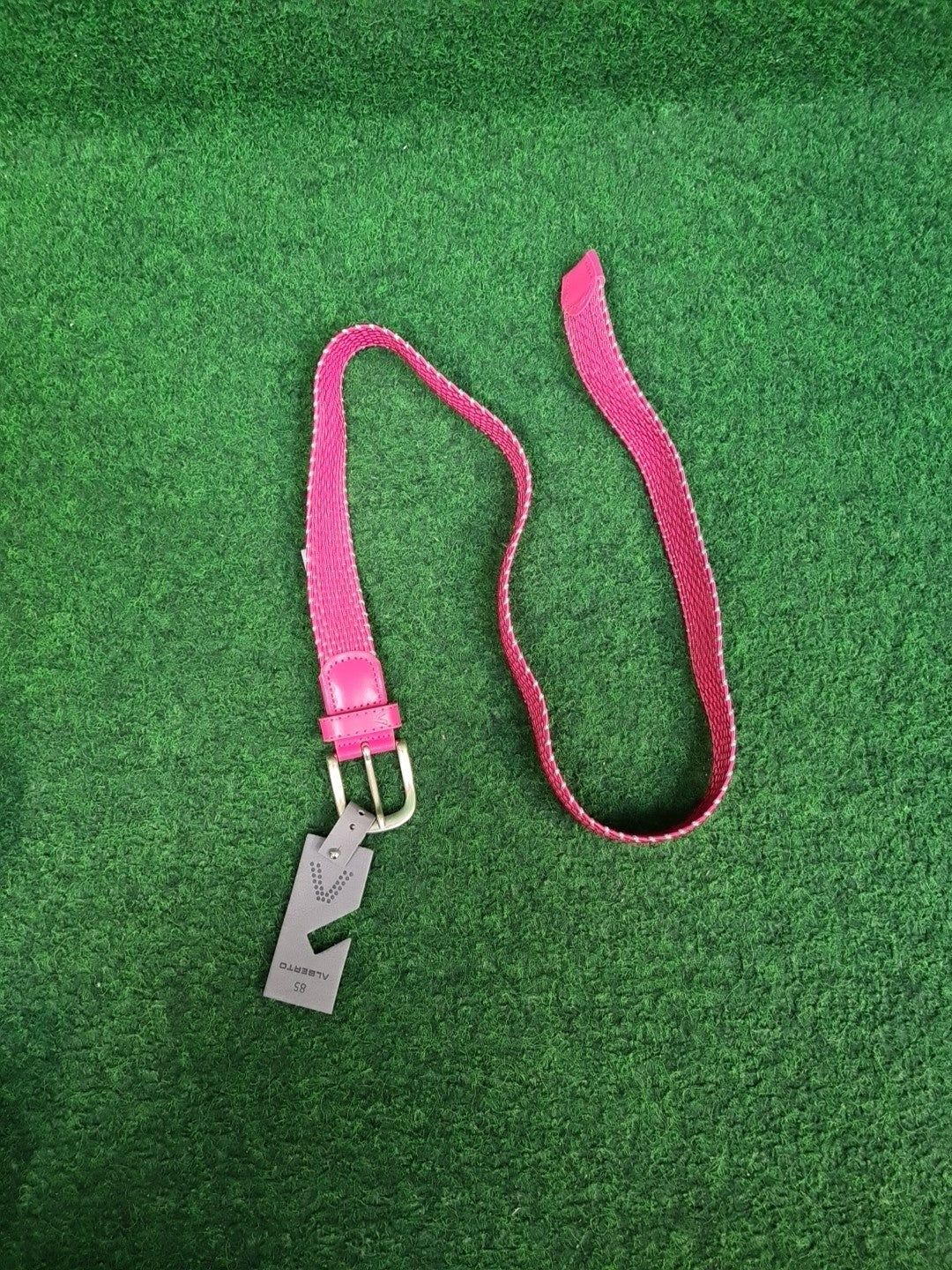 MARKEN MIX Golf Geschenkset, Warmer, kuscheliger Loop Schal von DUCA DEL COSMA, Stretch Gürtel - Abbildung 3