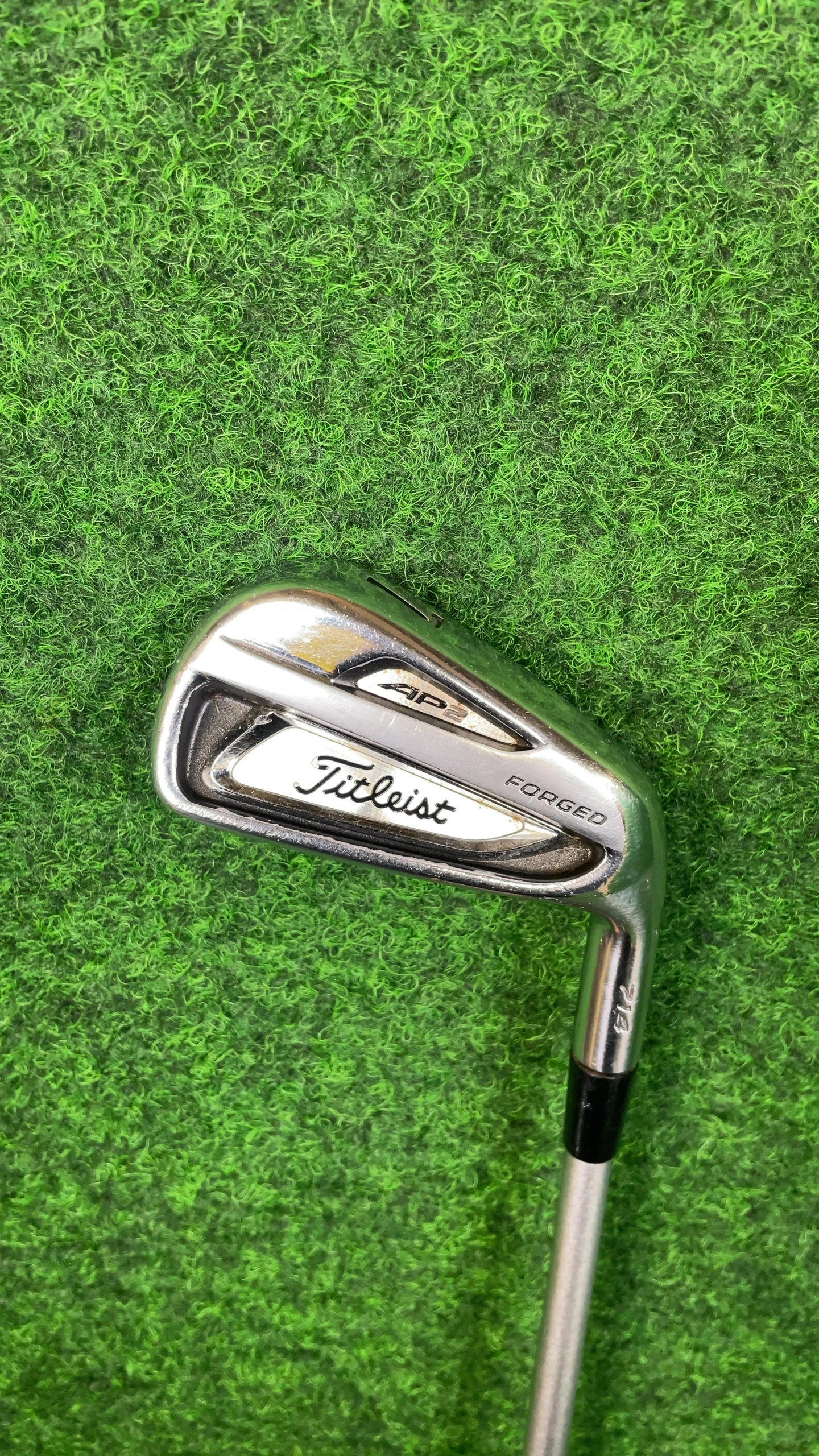 Titleist 714 AP2 7-Eisen - Herren (Stahl, 37, Rechts, X-Stiff)